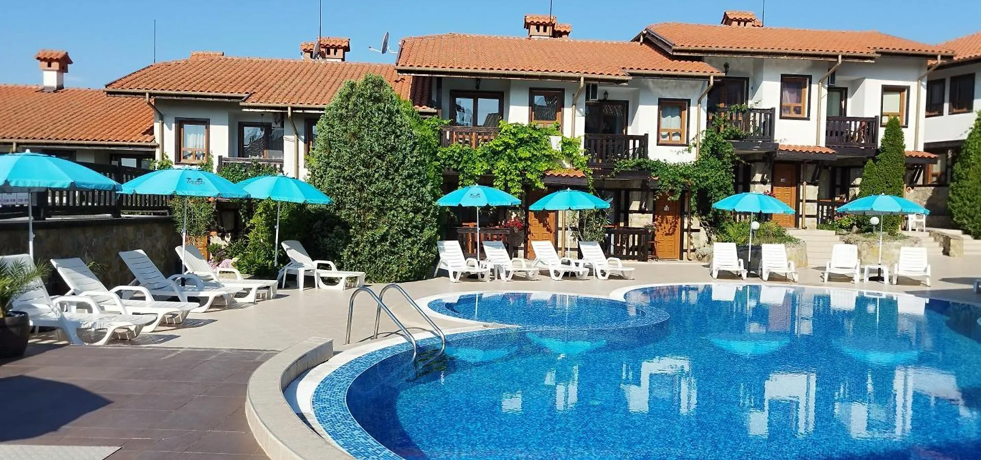Pearl Apartments Sozopol contacts