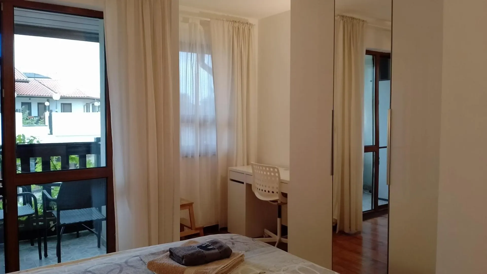 Pearl Apartments Sozopol 0*,